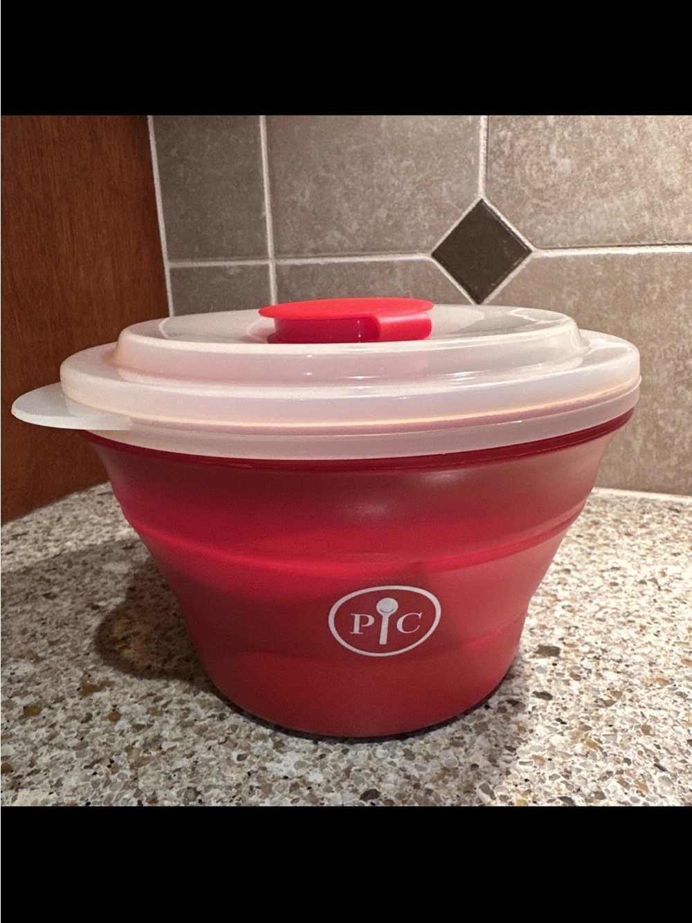 Pampered Chef Microwave Popcorn Maker #1457 Red Collapsible Silicone Bowl
